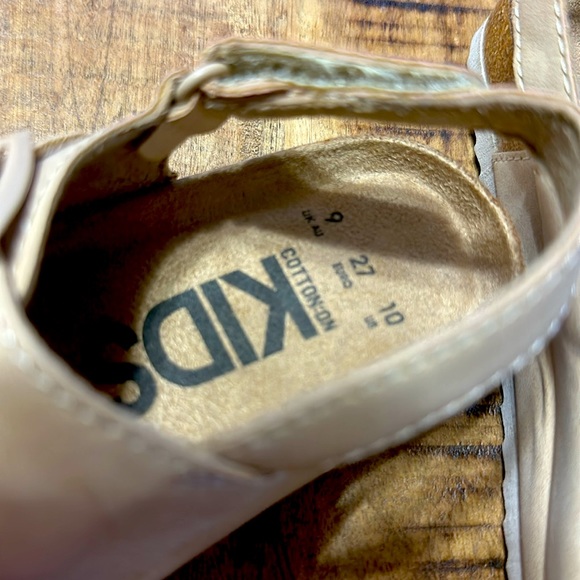 Toddler Cotton On Sandals - Picture 4 of 4